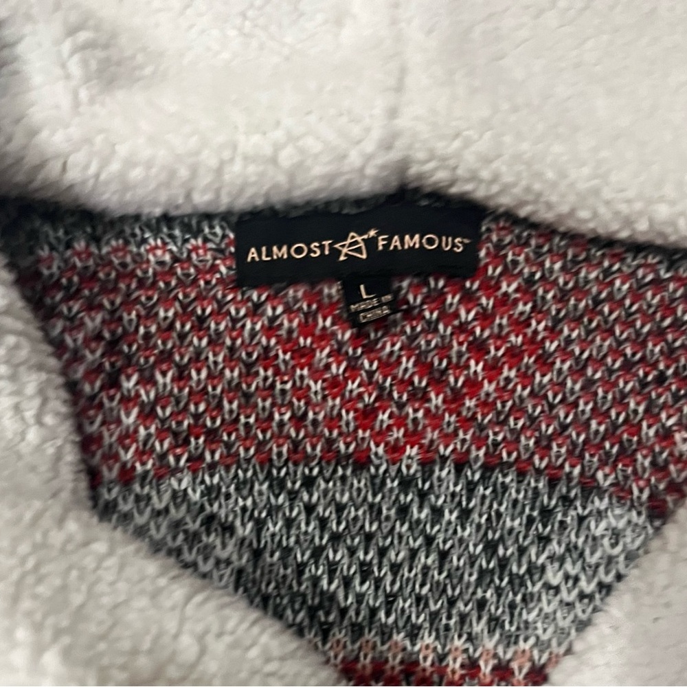 Aztec sweater - Picture 2 of 2